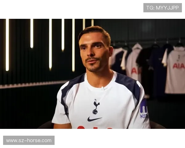 帕利尼亚本赛季英超抢断最多对抗成功率中场最高表现引关注